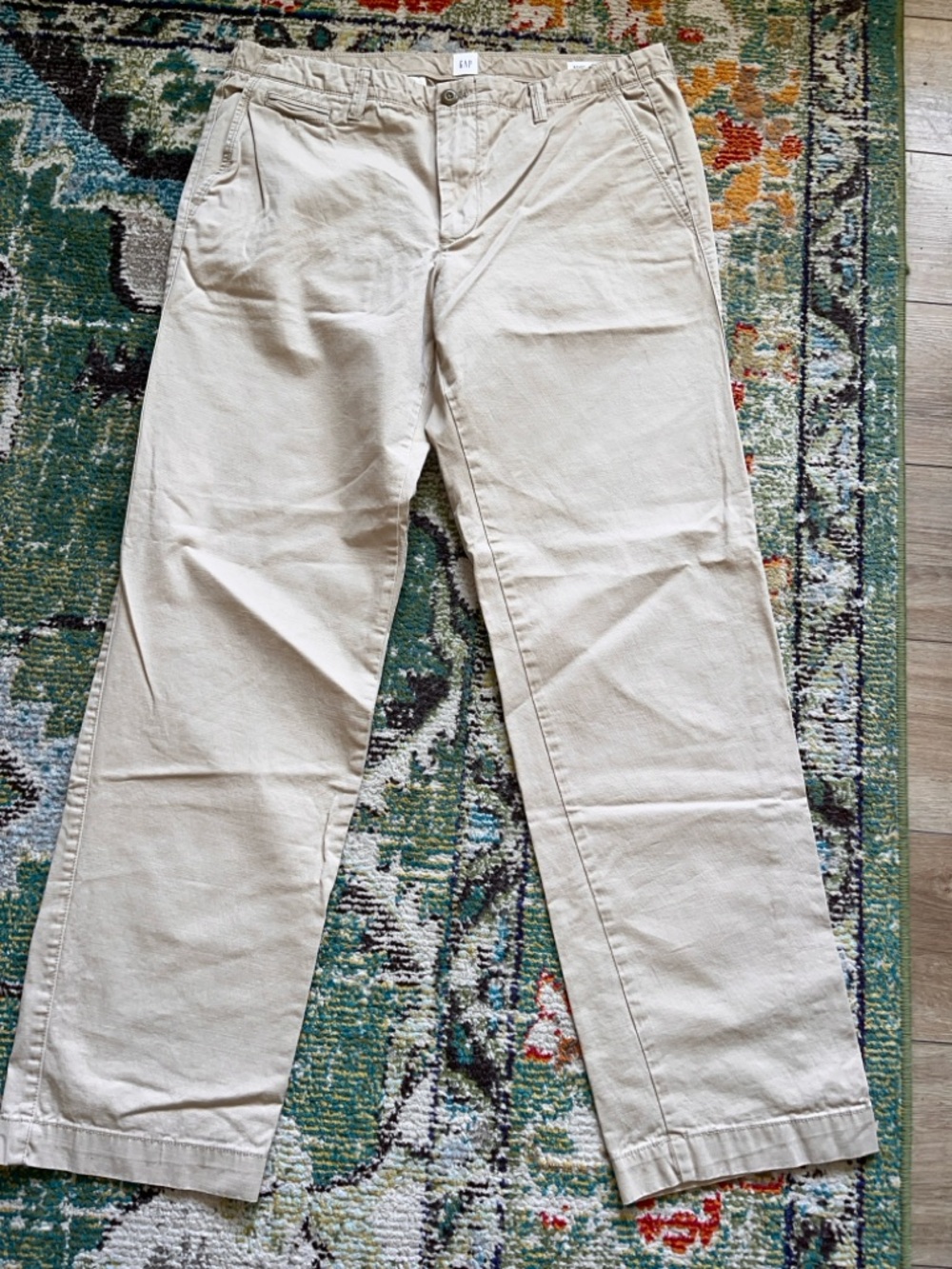 Gap Classic Khakis Relaxed Fit Chino Pants Mens 34x32 Flat Frnt